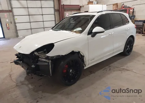 2016 Porsche Cayenne Gts z USA, uszkodzony, nr VIN WP1AD2A20GLA75521